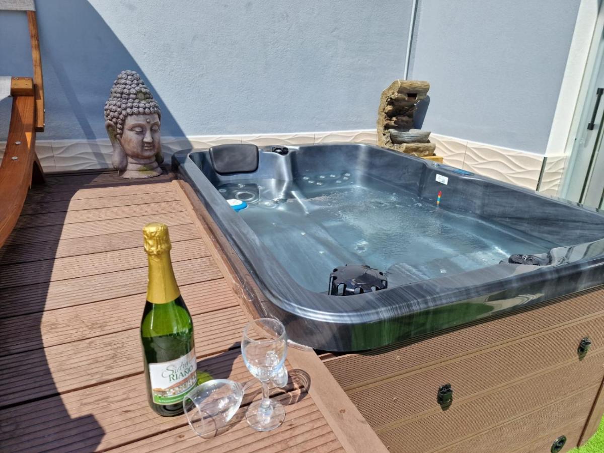 Duplex De 2 Habitaciones Y 2 Banos Y Con Jackuzzi Privado Tamaimo Екстериор снимка